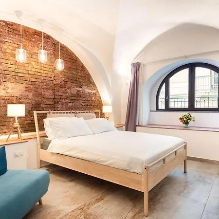 Domus Pietri Apartment *
